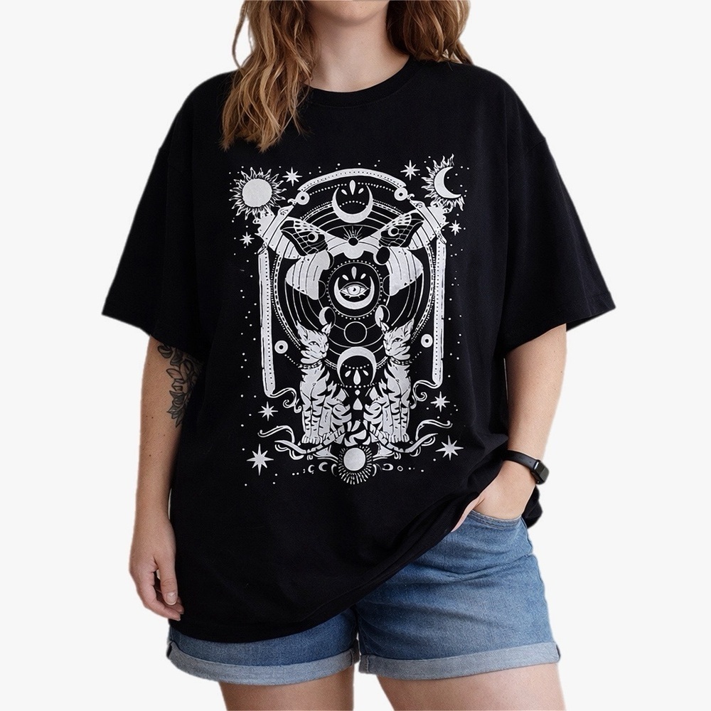 SHEIN Curve Mystic Moth Cat Boho Oversized Tee Womens Plus Size 2X